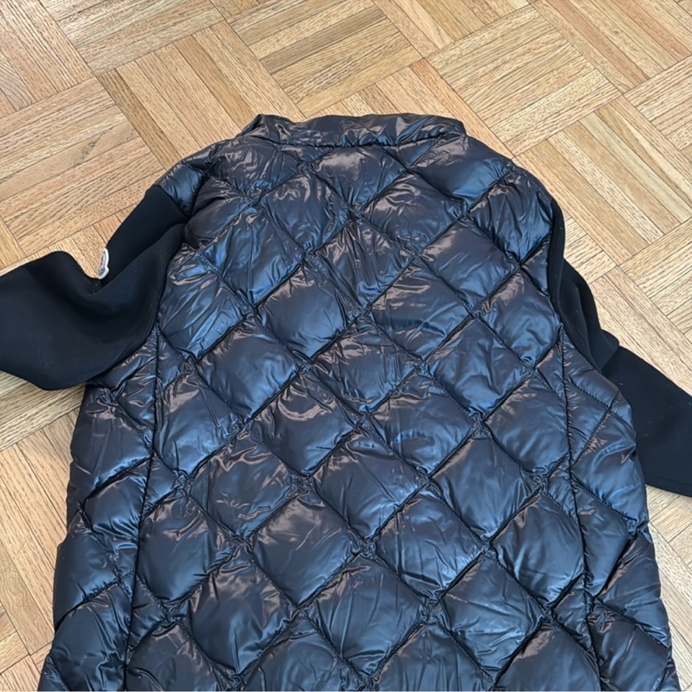 Moncler women’s black jacket - Picture 4 of 11